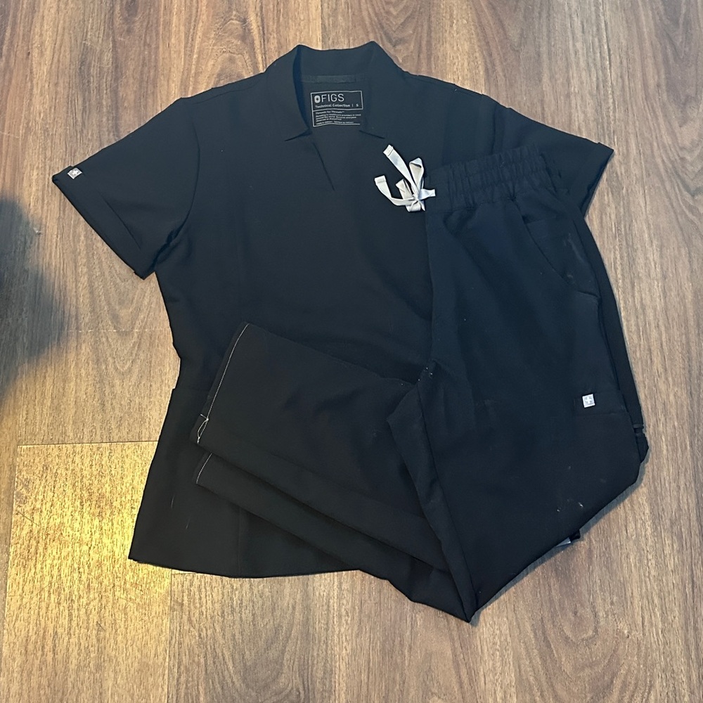 Figs Scrubs Set